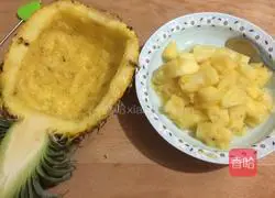 Illustration of how to make pineapple fried rice 1