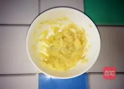 Illustration of how to make long sesame cakes 5