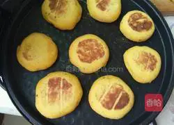 Illustration of how to make egg pancakes 6