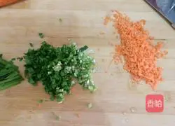 Illustration of how to make vegetable pancakes 1