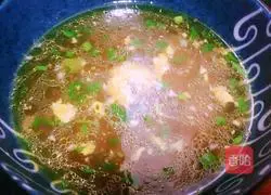 Illustration of how to make clear soup noodles 5