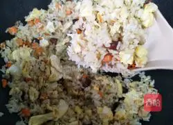 Carrot, Mushroom and Egg Fried Rice Recipe Illustration 8