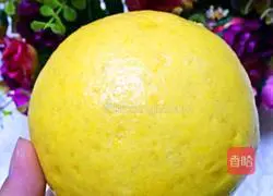 Illustration of how to make pumpkin steamed buns 12