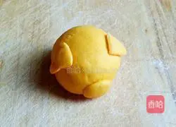 Lucky Illustration of how to make Golden Pig Steamed Buns 8