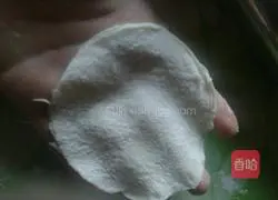 Illustration of how to make dumplings 8