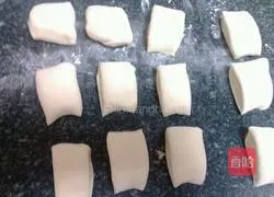 Illustration of how to make sweet potato buns 12