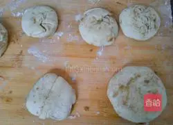 Illustration of how to make pancakes 13