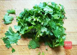 Illustration of how to make meatball noodles 3