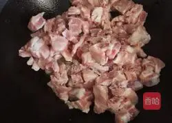 Illustration of how to make braised pork ribs with rice 6