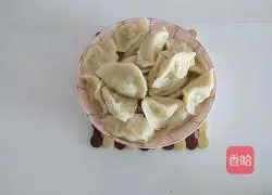 Illustration of how to make Xihu dumplings 6