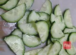 Illustration of how to make vegetable fried rice 9