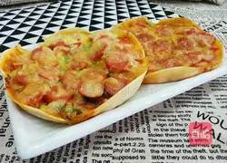 Illustration of how to make dumpling skin pizza 8