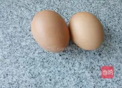 Illustration of how to make leek, egg and shrimp dumplings 3