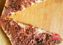 Illustration of how to make egg sesame chocolate sauce sandwich 4