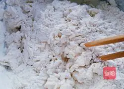 Illustration of how to make cucumber and egg vegetarian dumplings 6