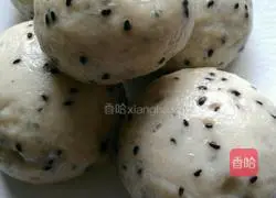 Illustration of how to make black sesame steamed buns 11