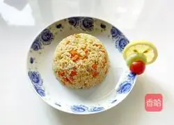 Illustration of how to make carrot, cucumber and egg fried rice 14