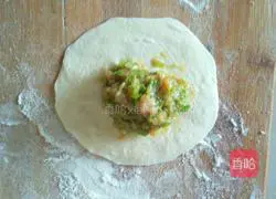  Illustration of how to make green pepper and meat buns 17