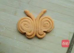 Illustration of how to make carrot and butterfly steamed buns 7