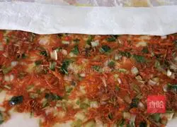 Illustration of how to make hot noodle hand cakes 12