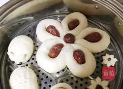 Illustration of how to make colorful steamed buns 20