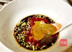 Illustration of how to make sesame sauce noodles 3