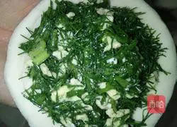 Illustration of how to make egg and fennel buns 15