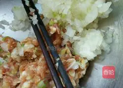 Po Crispy Buns Illustration of how to do it 4