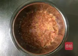 Illustration of how to wrap wontons 7