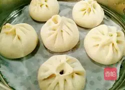 Illustration of how to make sauced pork buns 13