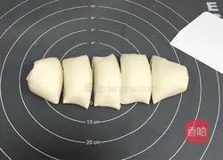 Illustration of how to make Pansi Cake 4