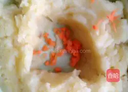 Illustration of how to make potato cakes 2
