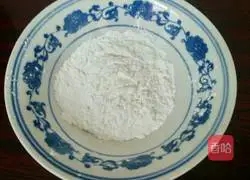 Homemade Illustration of how to make small glutinous rice balls 1