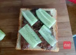 Beef Sandwich Recipe Illustration 6