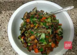 Illustration of how to make Shaobing with vegetables 5