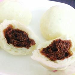 Red bean buns