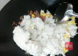 Illustration of how to make fried rice with dried radish (fried rice with preserved vegetables) 5
