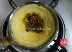 Illustration of how to make egg skin dumplings 11