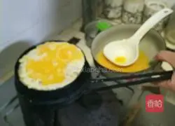 Illustration of how to make pure millet pancakes 8