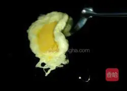 Salted duck egg Illustration of how to make fried rice 2