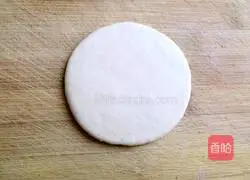 Illustration of how to make flower steamed buns 10