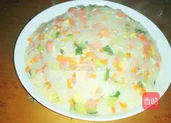 Illustration of how to make colorful egg fried rice 9