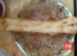 Beijing’s pancake fruit.Illustration of how to make it 6