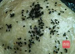 Illustration of how to make simple hand cakes 3