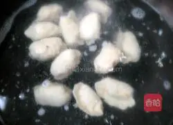 Illustration of how to make carrot and fungus dumplings 13