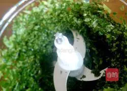 Illustration of how to make two-color dumpling wrappers 2