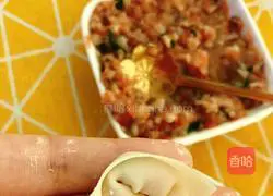 Illustration of how to make egg and wakame ravioli 8