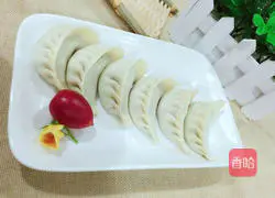 leeks Illustration of how to make fresh meat dumplings 12