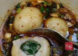 Illustration of how to make shepherd's purse meat dumplings 8