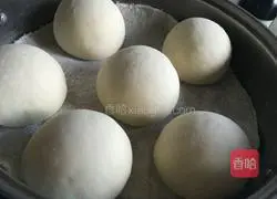 Illustration of how to make steamed buns 19